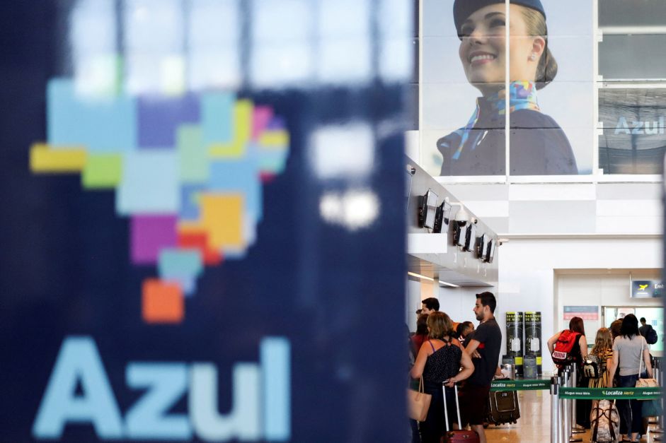 Azul tem prejuízo ajustado de R$ 744 mi no 2º tri, alta de 31,3% ante um ano antes