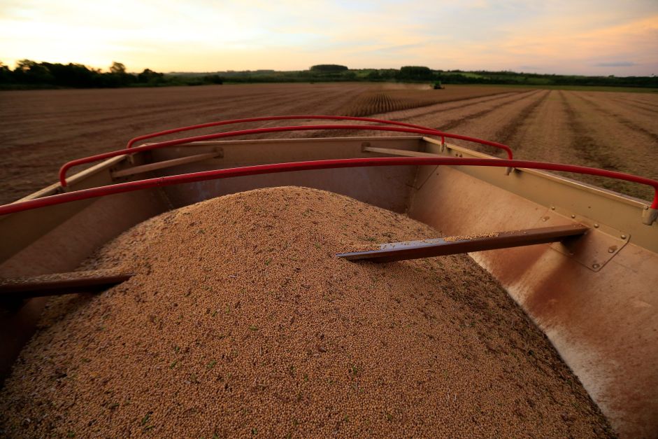 Commodities ficam sob pressão em meio à queda de ações por preocupações com economia dos EUA