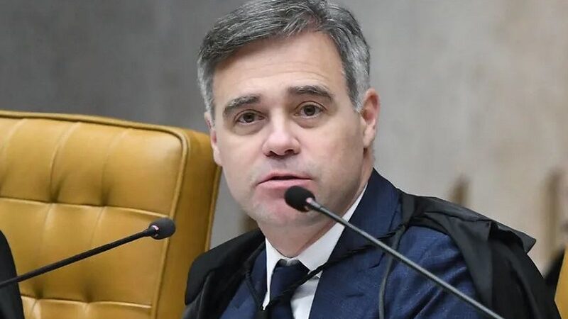 ‘Lei das saidinhas’ não retroage para crime cometido antes de sua vigência