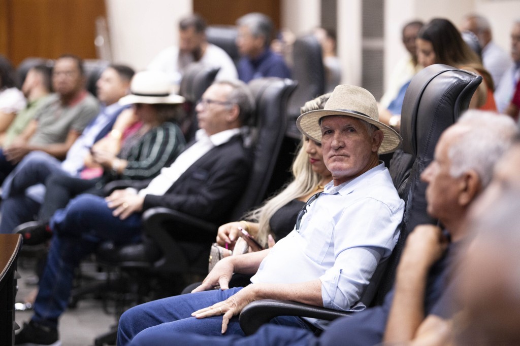 Audiência pública discute a venda dos imóveis da Empaer