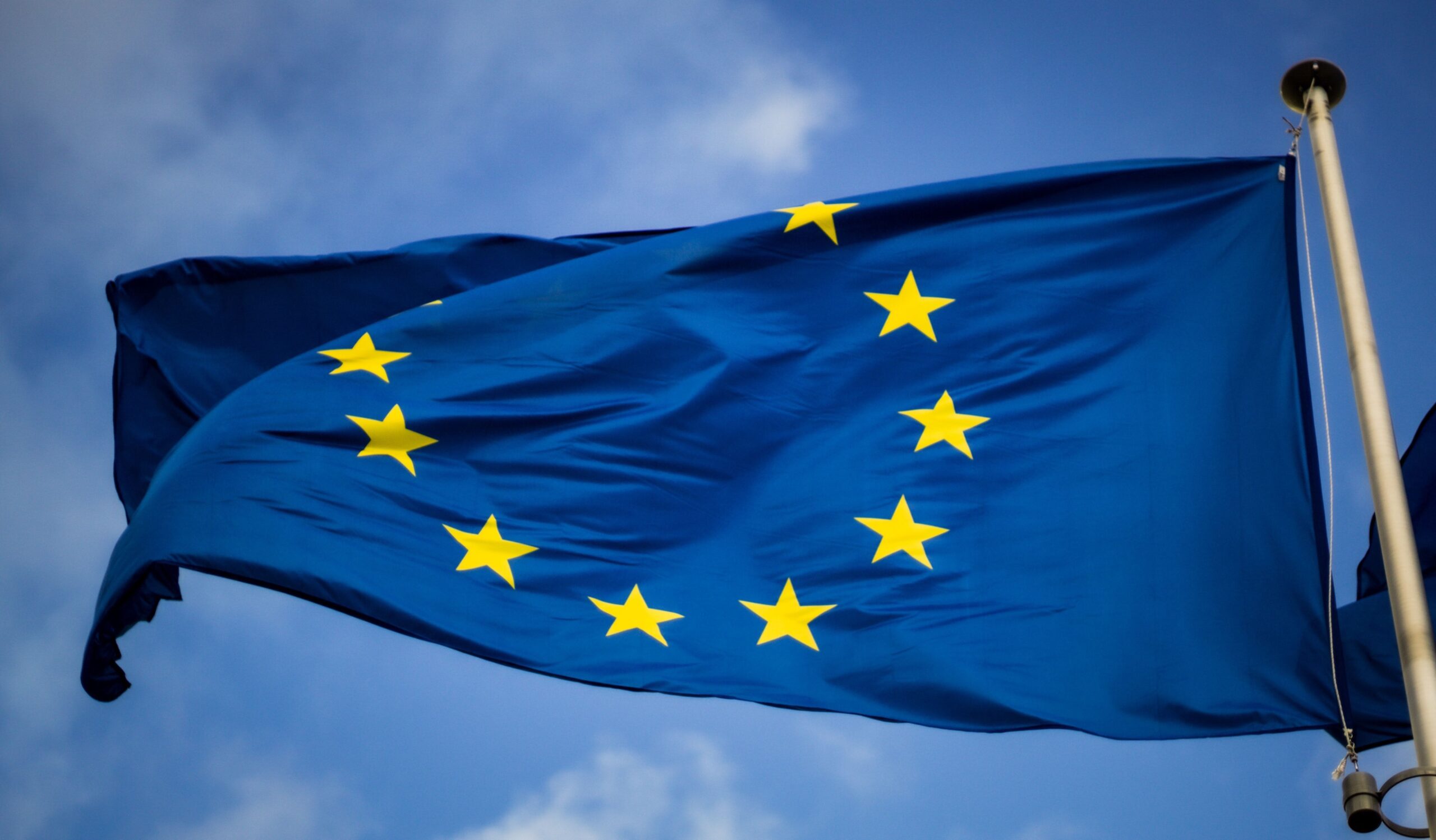 Inflação da zona do euro acelera em dezembro por custos mais altos de energia