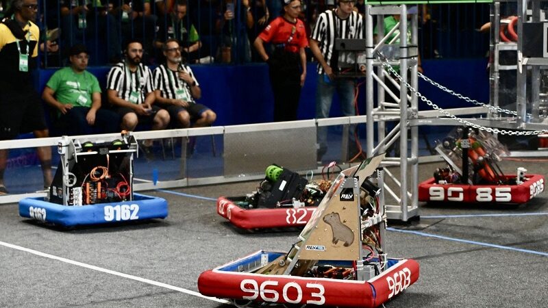 Festival de Robótica: Mato Grosso compete com 11 equipes na categoria de FRC