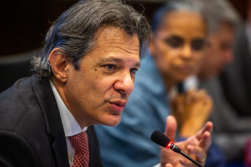 Apresentamos cenários para reforma do imposto de renda ao presidente Lula, diz Haddad