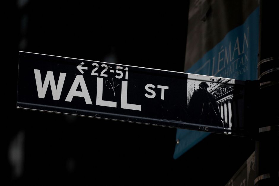 Bolsas de NY fecham em alta e marcam a melhor semana do ano com dissipação do temor de recessão