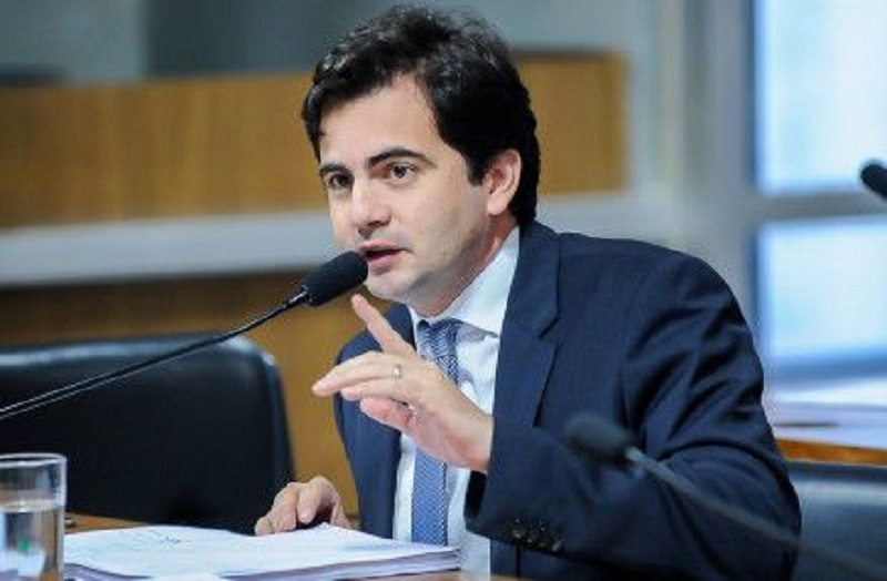 Fábio Garcia cita dívidas da gestão de Emanuel Pinheiro e critica pedido de empréstimo milionário no fim do mandato