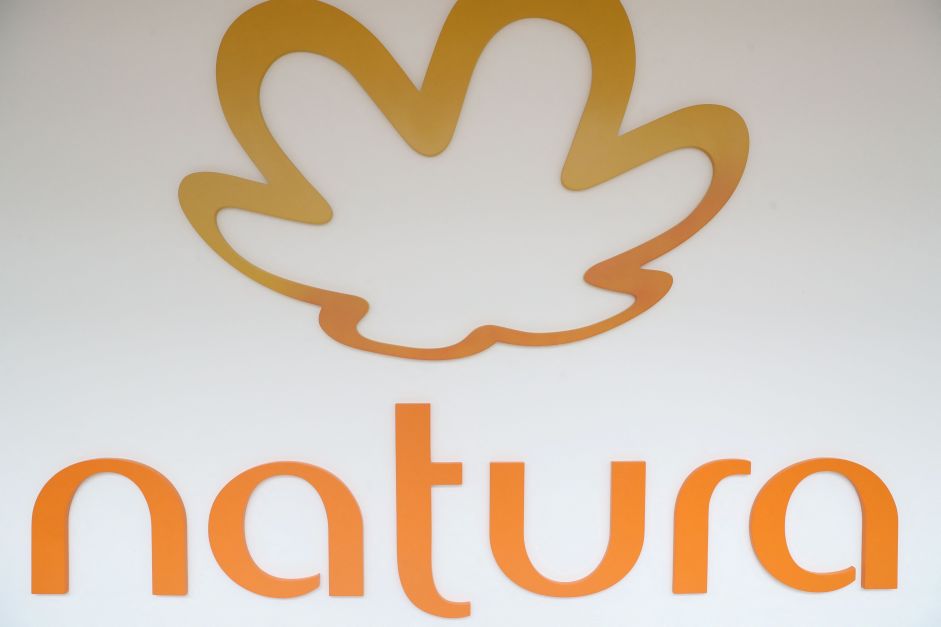 Natura tem prejuízo de R$ 859 mi no 2º tri em meio a pedido de recuperação judicial da Avon Products