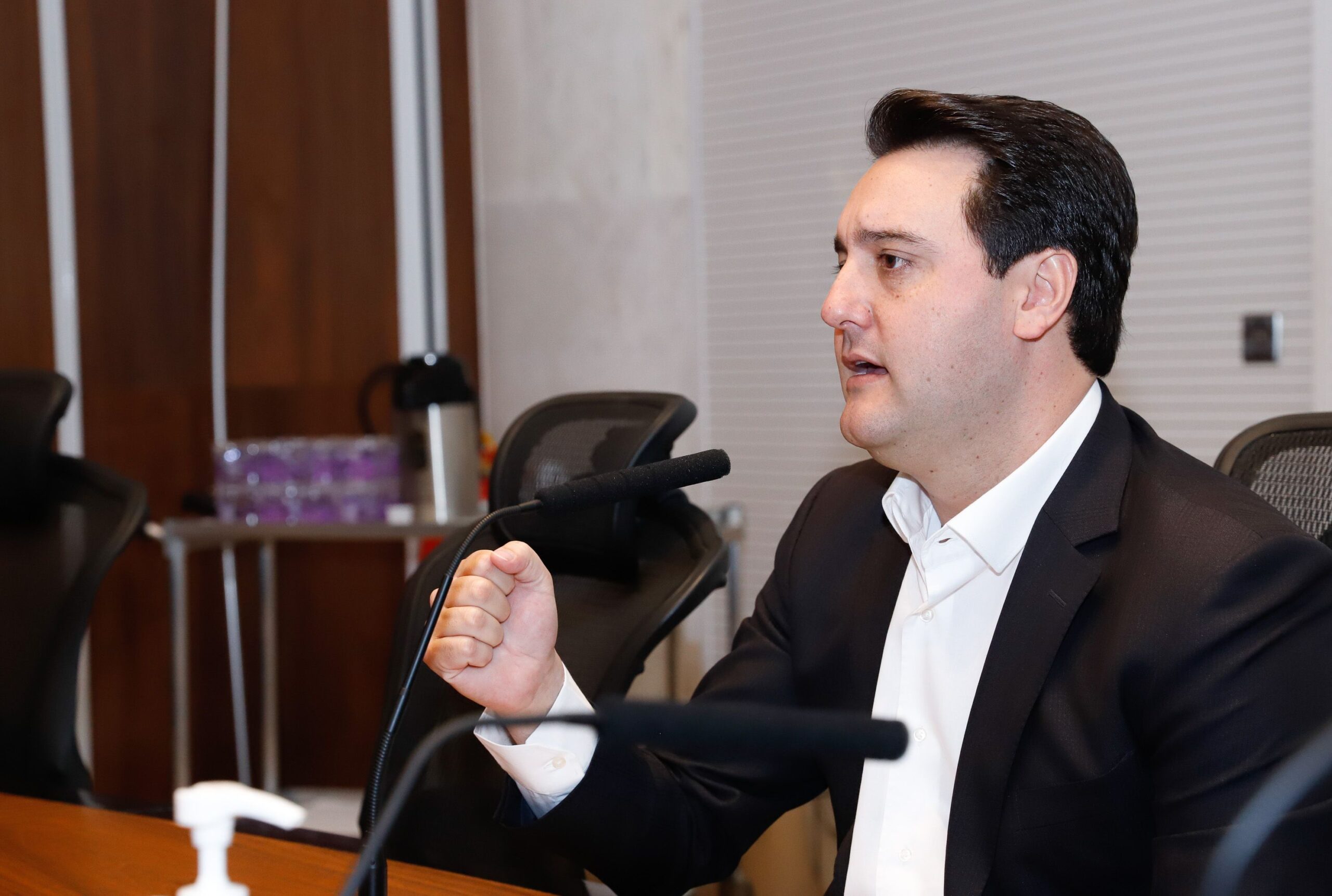 Ratinho Junior defende união com governo federal para atrair mais investimentos nas rodovias do Paraná
