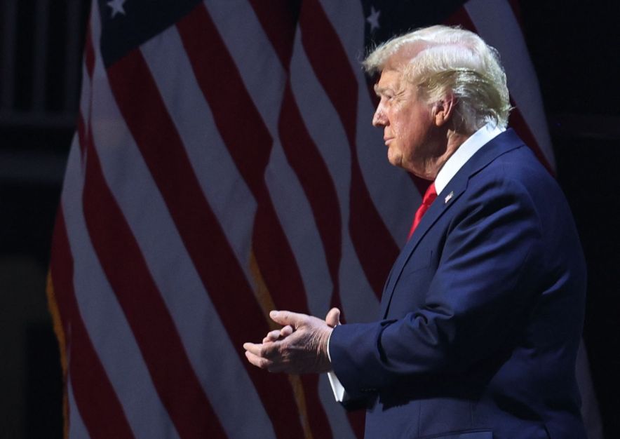 Trump perdeu US$ 800 milhões desde que Harris entrou na corrida pela Casa Branca