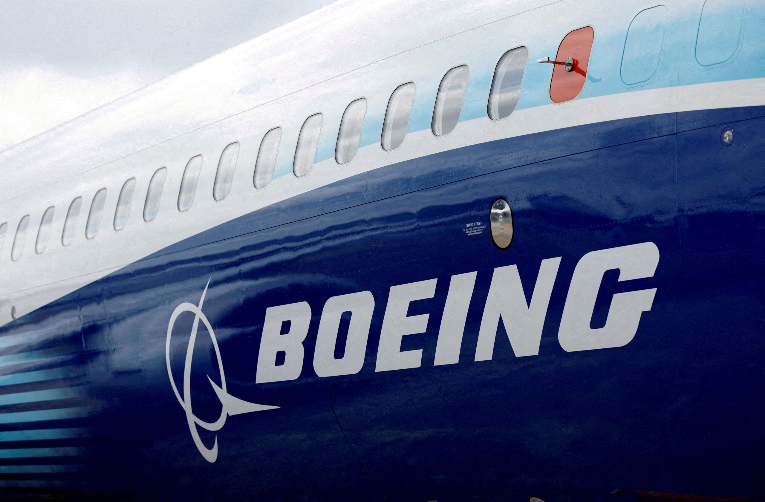 Boeing demitirá mais de 2.200 trabalhadores nos EUA