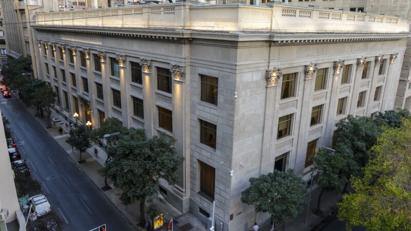 BC do Chile corta juros em 0,25 ponto, a 5,25%