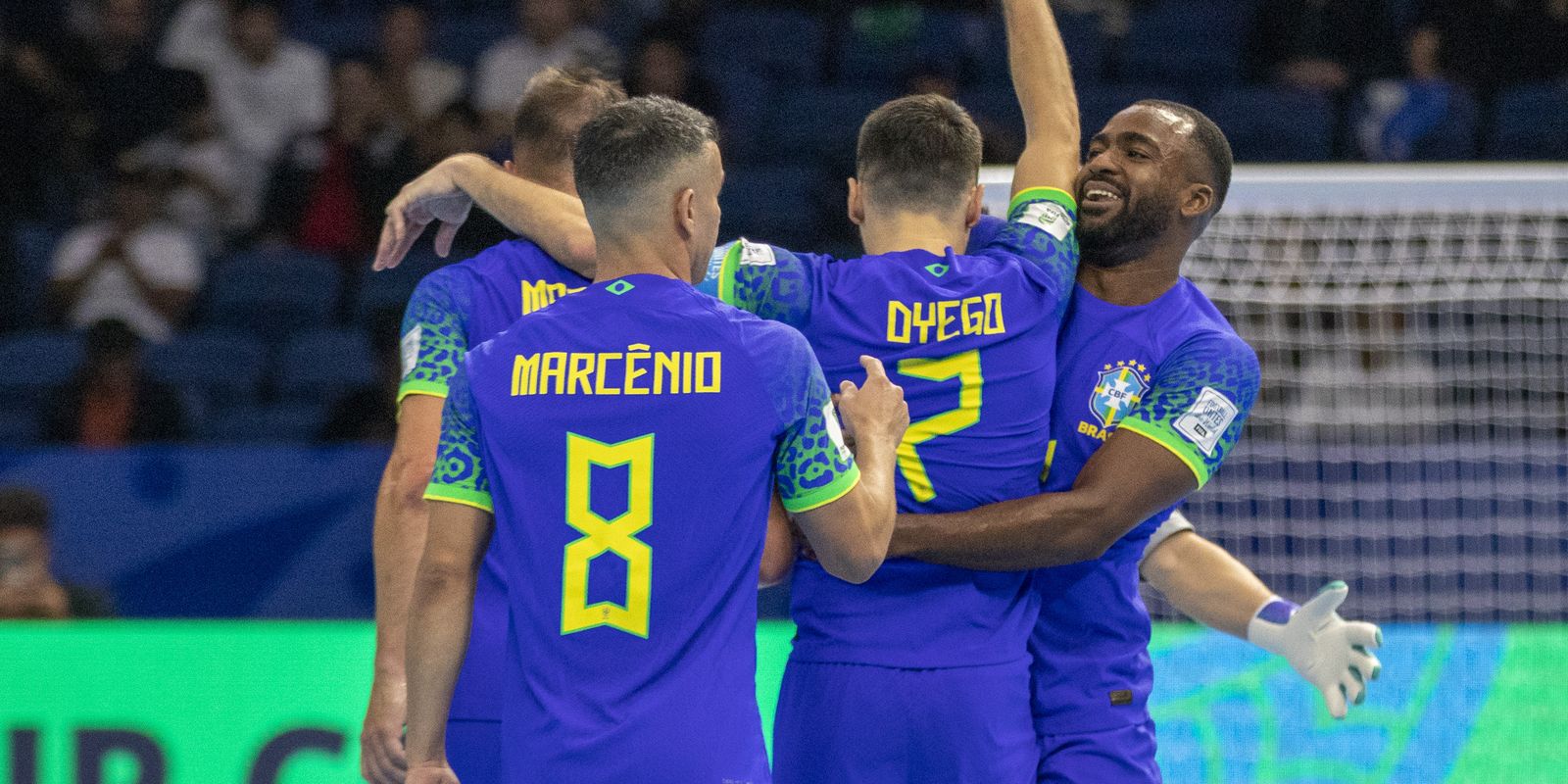 Brasil se garante na final da Copa do Mundo de futsal