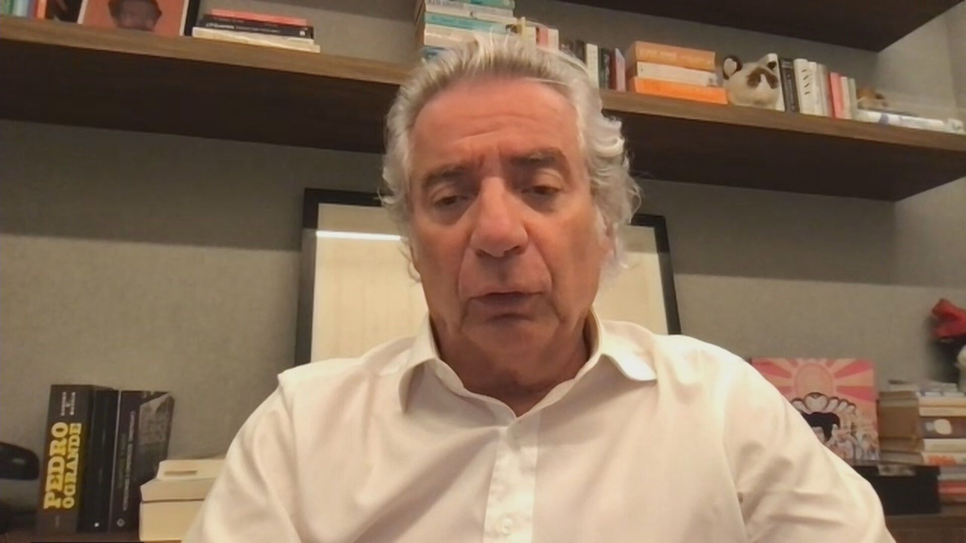 Petróleo pode ultrapassar US$ 100 se Irã entrar em guerra com Israel, diz especialista