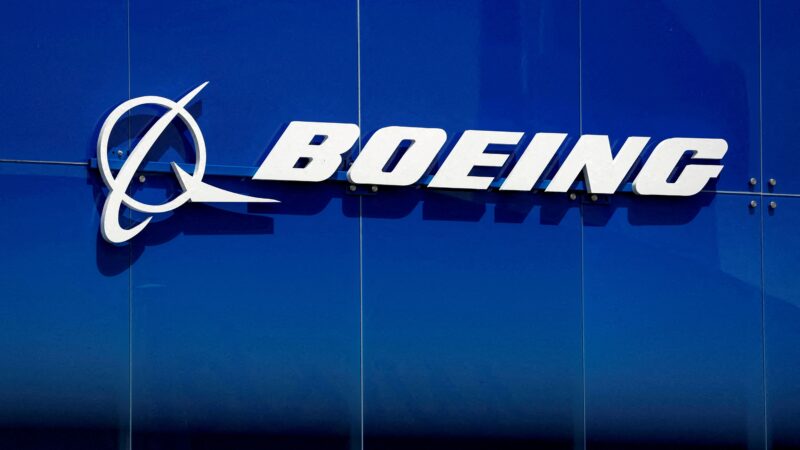 Sindicato rejeita oferta de aumento salarial da Boeing, prolongando greve