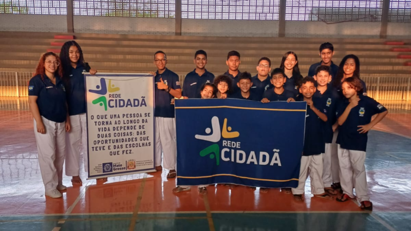 Participantes do Rede Cidadã ganham 13 medalhas de ouro e 6 de prata em campeonato de Taekwondo