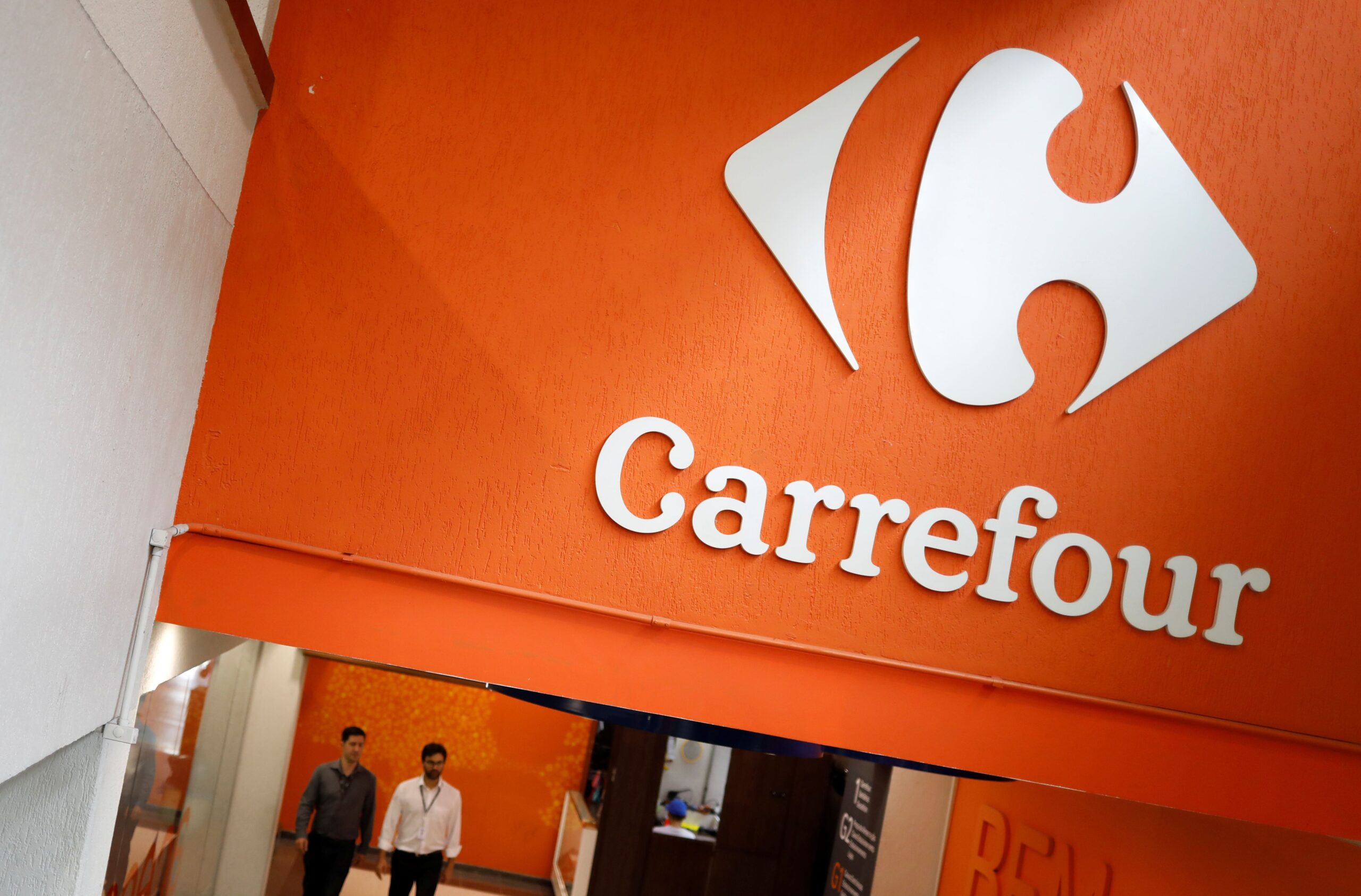 Carrefour pode ficar sem carne? Entenda a polêmica do boicote dos frigoríficos brasileiros