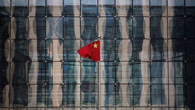 China eleva teto para dívidas de governos locais em US$ 840 bilhões