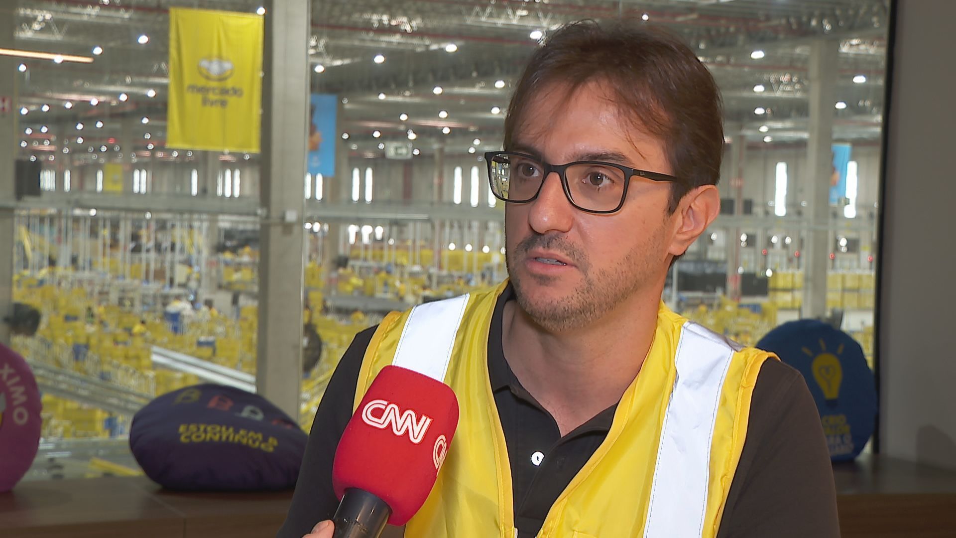 Consumidor está mais confiante para compras mais caras, diz VP do Mercado Pago à CNN