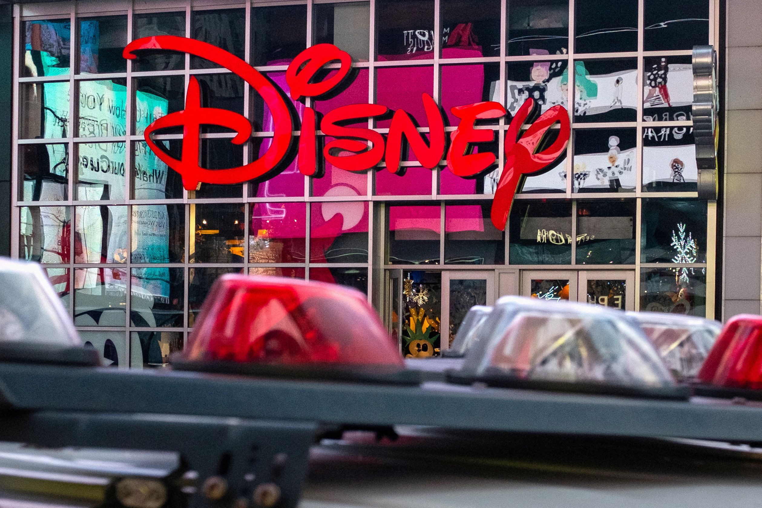Disney faz acordo de US$ 43 milhões em processo sobre remuneração de mulheres