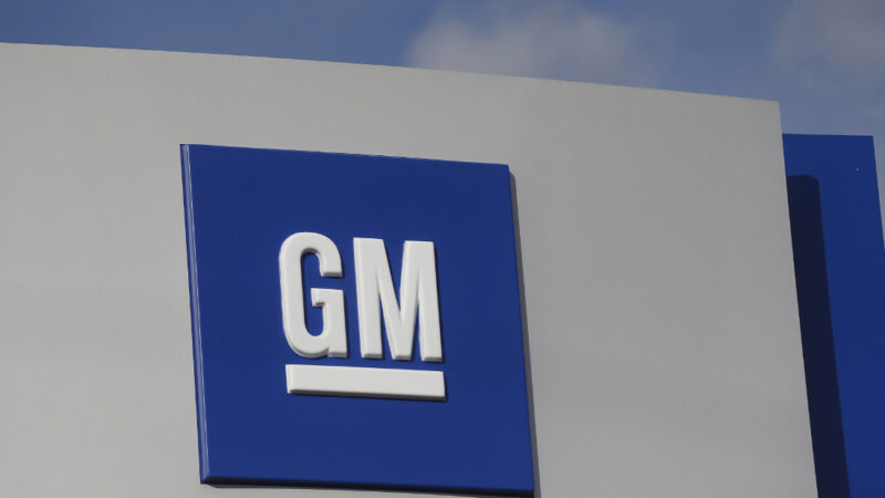 GM demite cerca de 1.000 funcionários