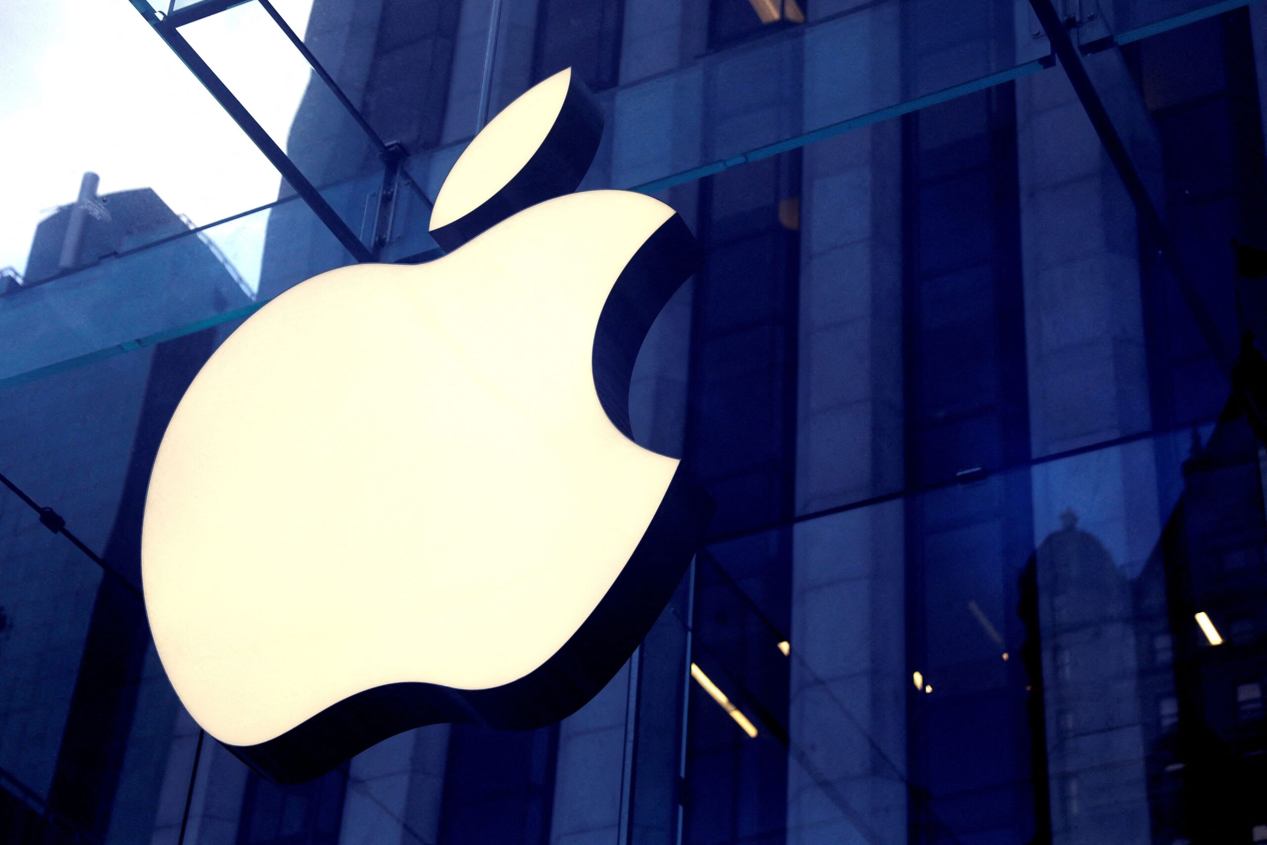 Apple supera expectativas de lucro, mas vendas de Iphone na China caem