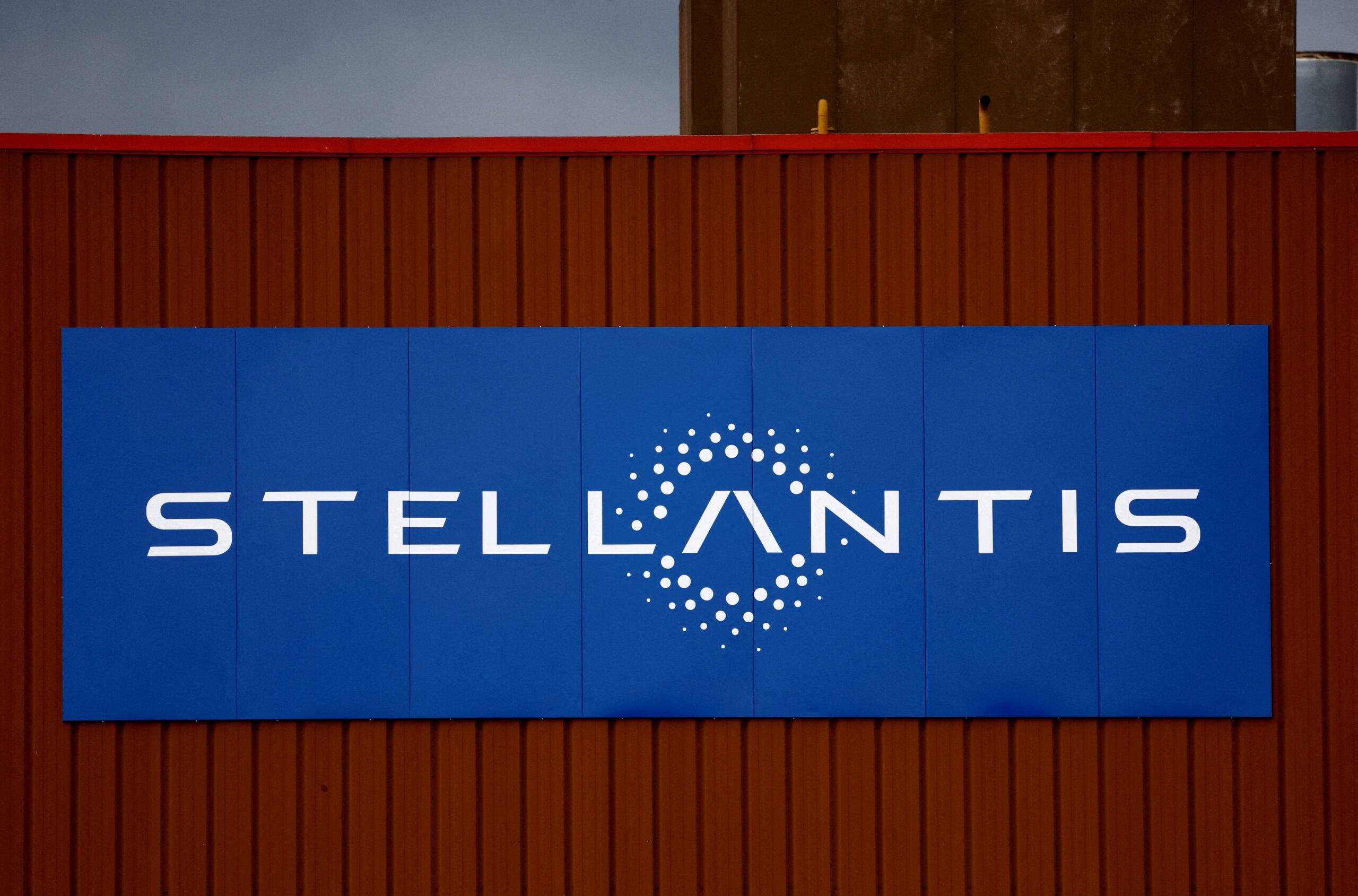 Stellantis e Leapmotor descartam plano de 2º elétrico na Polônia
