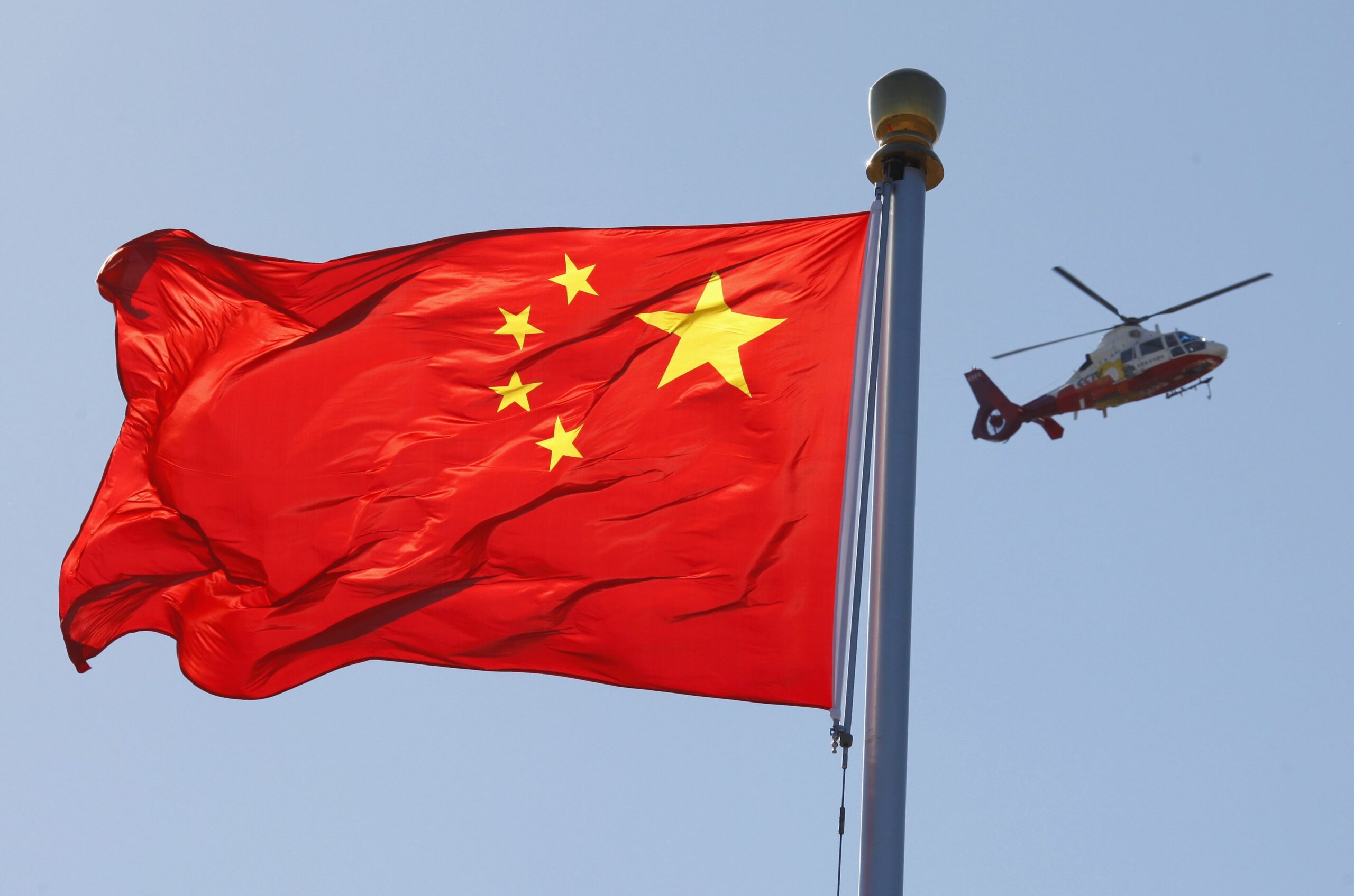 China proíbe exportação de minerais essenciais aos EUA em meio à tensão comercial