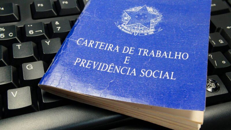 Desemprego recua a 6,1%, menor patamar do trimestre encerrado em novembro na série histórica