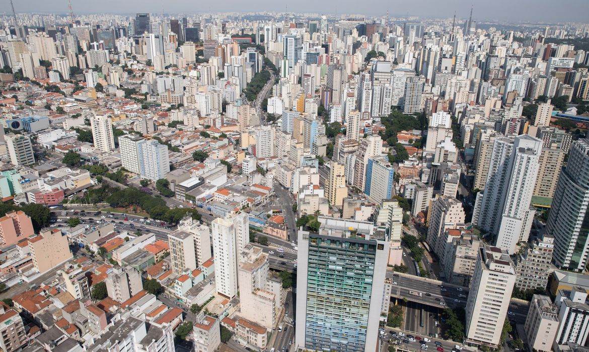 Um a cada cinco brasileiros vive no aluguel, diz IBGE