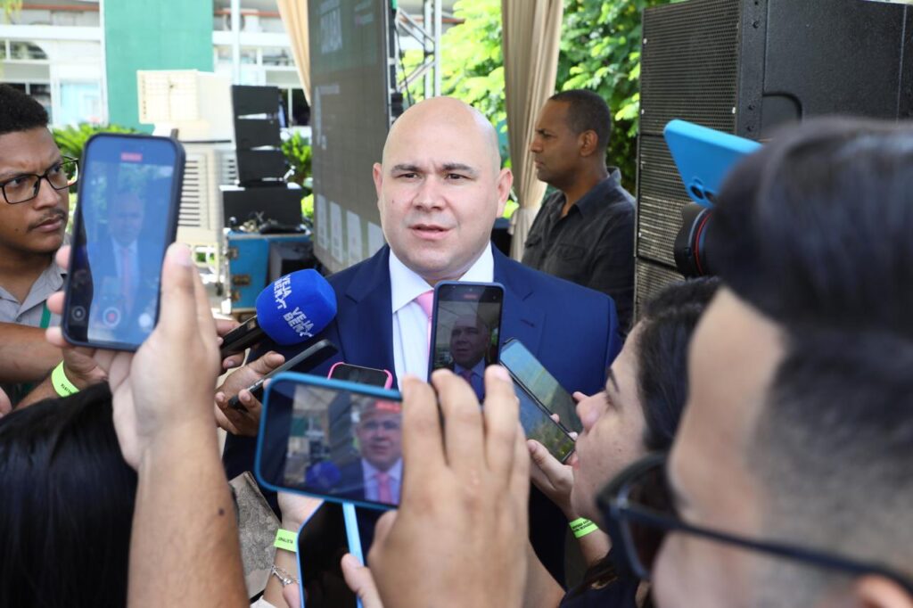 Cuiabá pagou R$ 7,1 mi a empresa de estacionamento rotativo e prefeito avalia romper contrato – Jornal Advogado – Em Mato Grosso