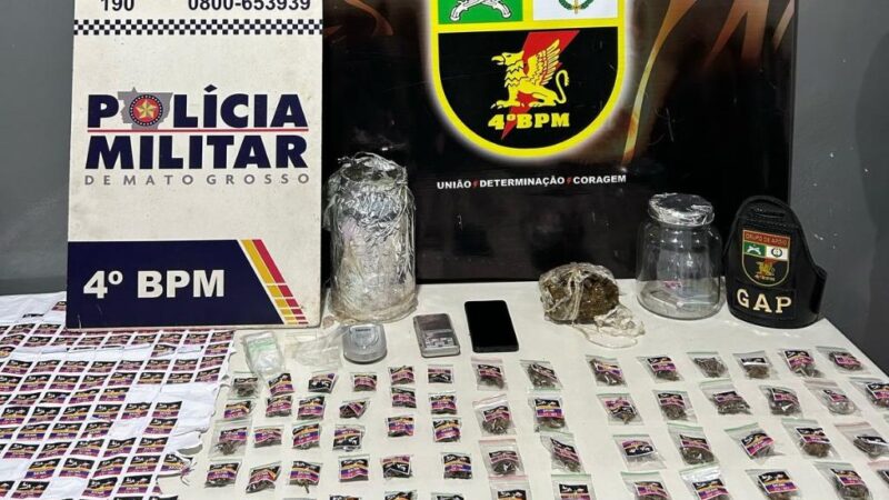 PM detém mulheres com 62 porções de supermaconha customizadas com nome de facção criminosa