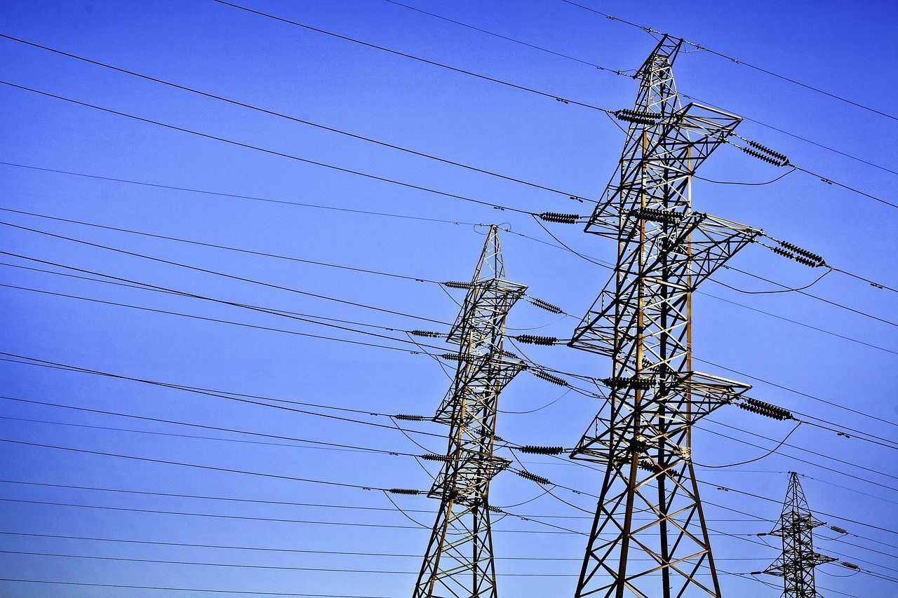 Ministro prevê reforma do setor elétrico por MP