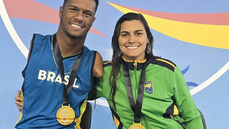 Nadadores brasileiros ganham mais ouros na World Series em Barcelona