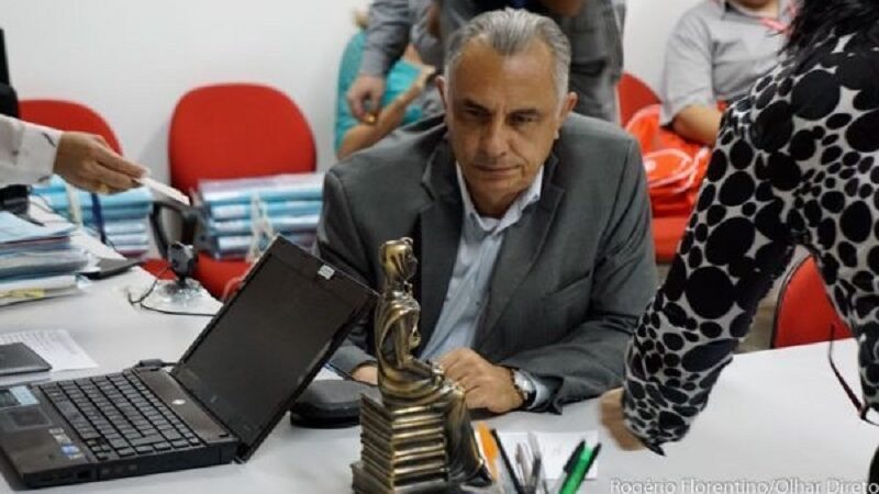 Justiça de MT condena ex-deputado Humberto Bosaipo e ex-servidor da ALMT ao ressarcimento que ultrapassa R$ 4 milhões.