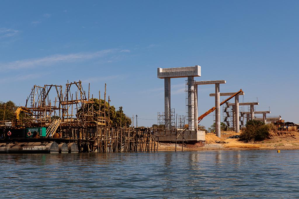 Governo de MT assina ordem de serviço para construção de ponte de 561 metros