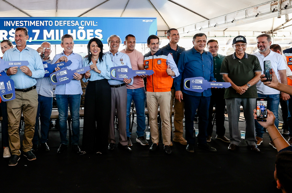 “Viaturas vão possibilitar que municípios levem mais segurança para a população”, afirma prefeita