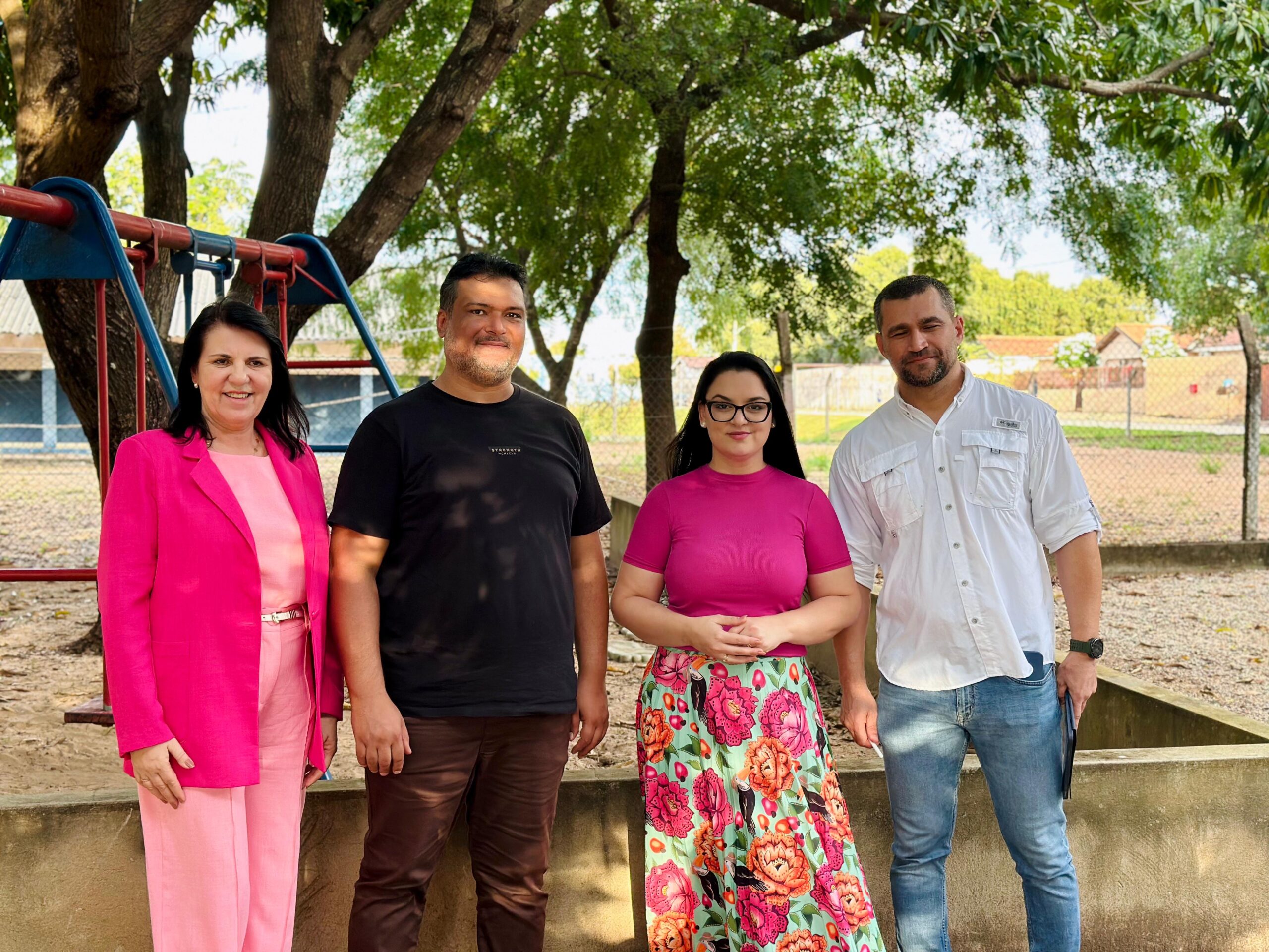 Primeira-dama anuncia estudo para implantação do Siminino