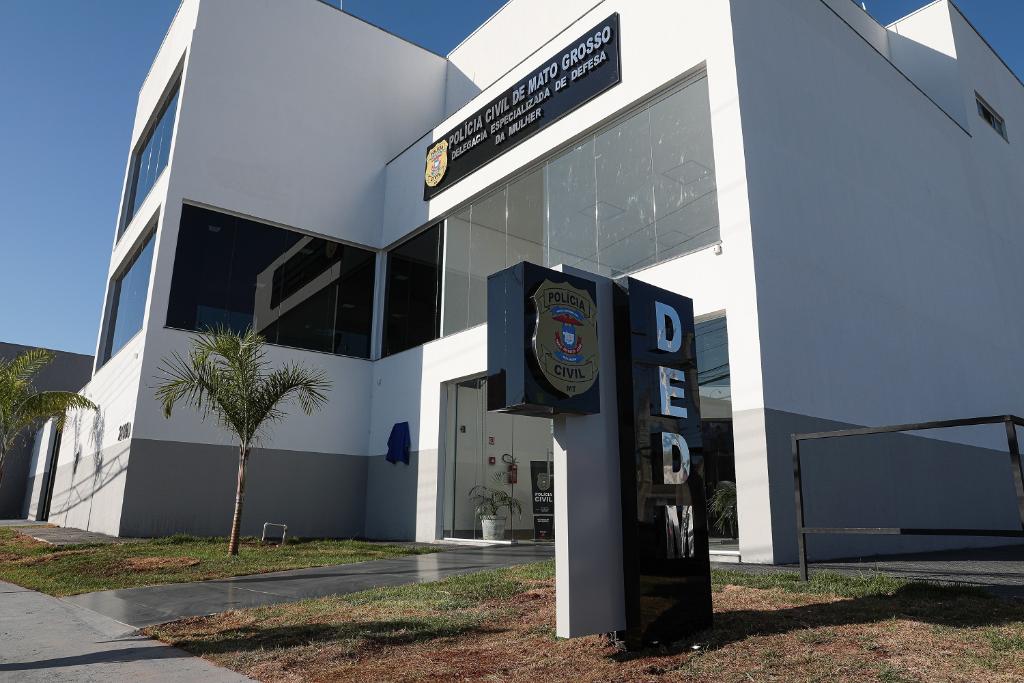 Polícia Civil procura por homem que estuprava e furtava mulheres que conhecia pela internet