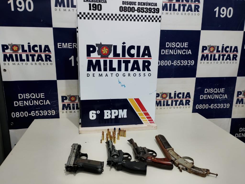 Polícia Militar prende homem com quatro armas dentro de residência em Cáceres