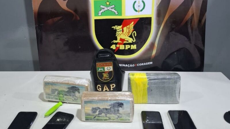 PM prende dois homens por tráfico de drogas e apreende tabletes de pasta base e cocaína