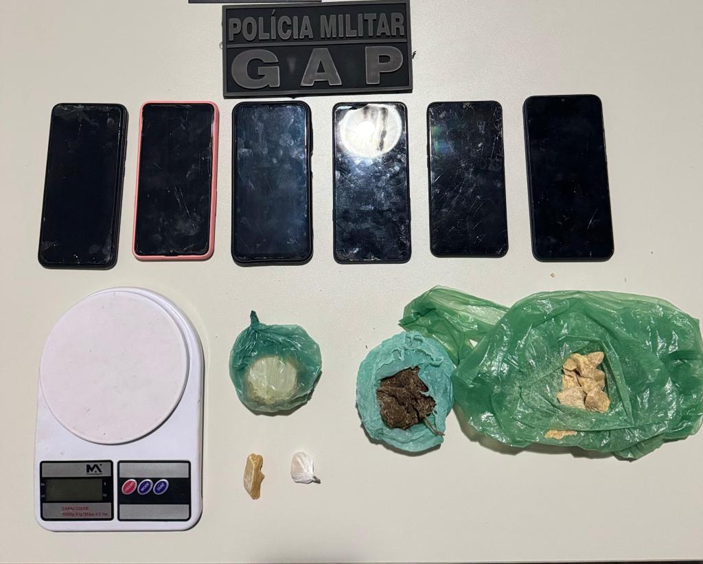 Quadrilha é detida em flagrante pela Polícia Militar por tráfico de drogas