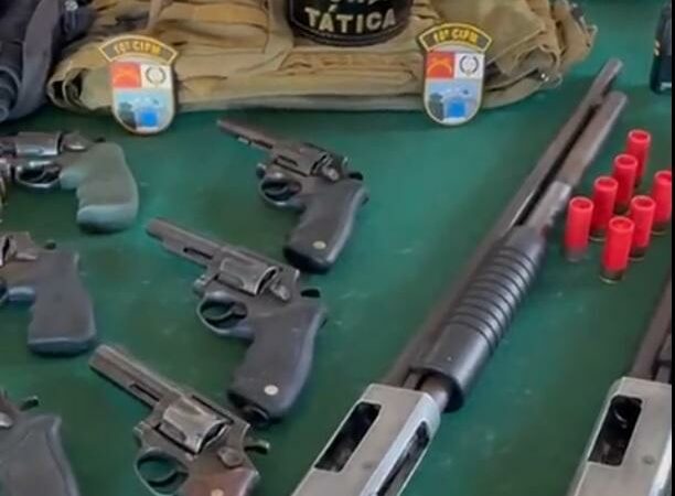 Polícia Militar prende cinco homens por roubo e invasão à propriedade rural