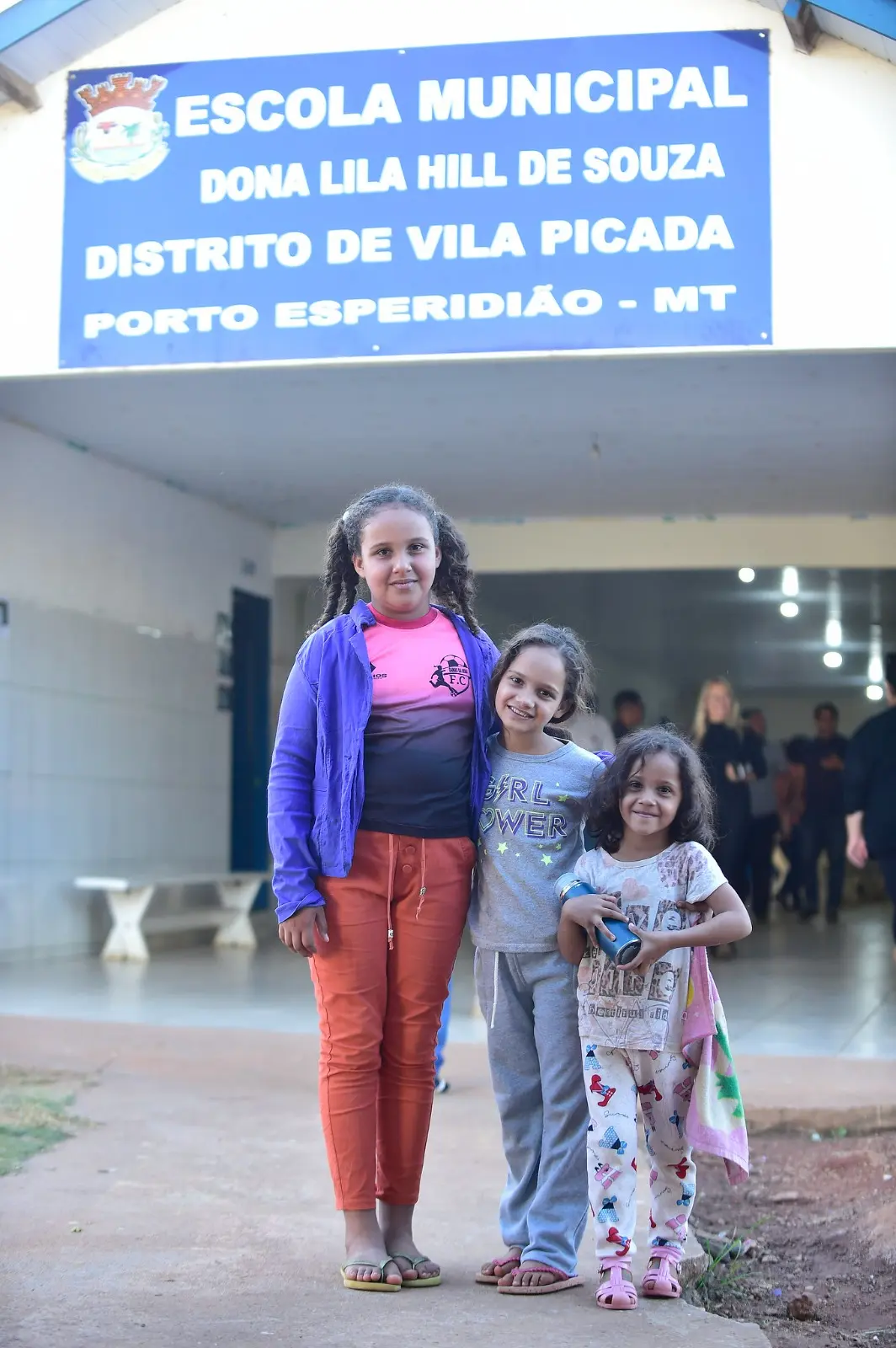 Famílias são valorizadas com ações educativas, lúdicas e de embelezamento na Justiça Sem Fronteiras