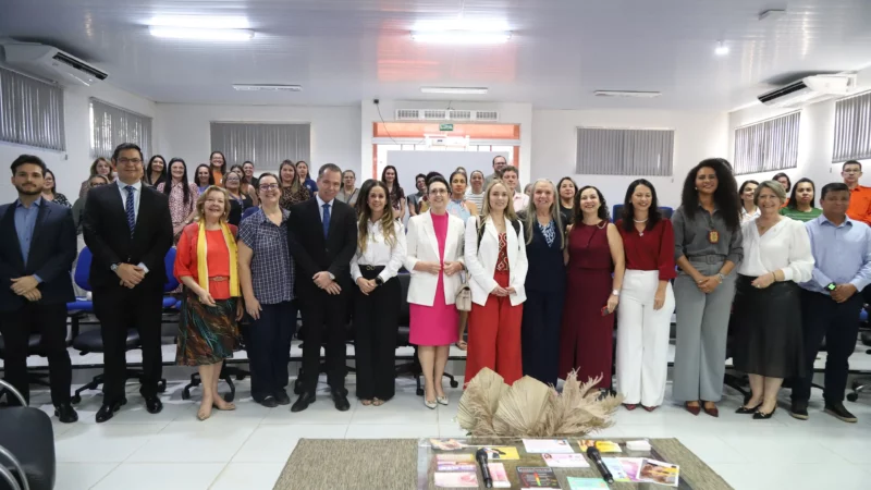 Reunião com a rede de enfrentamento de Sinop reforça ações para combate à violência contra a mulher