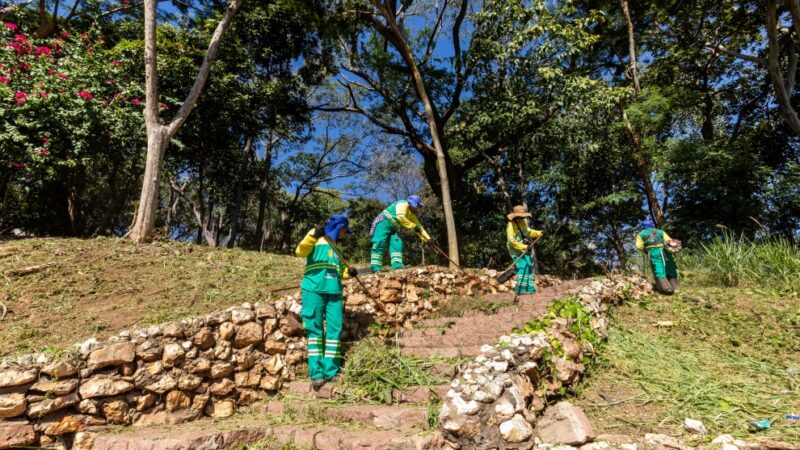 Prefeitura de Cuiabá finaliza operação no Morro da Luz com retirada de 30 toneladas de lixo