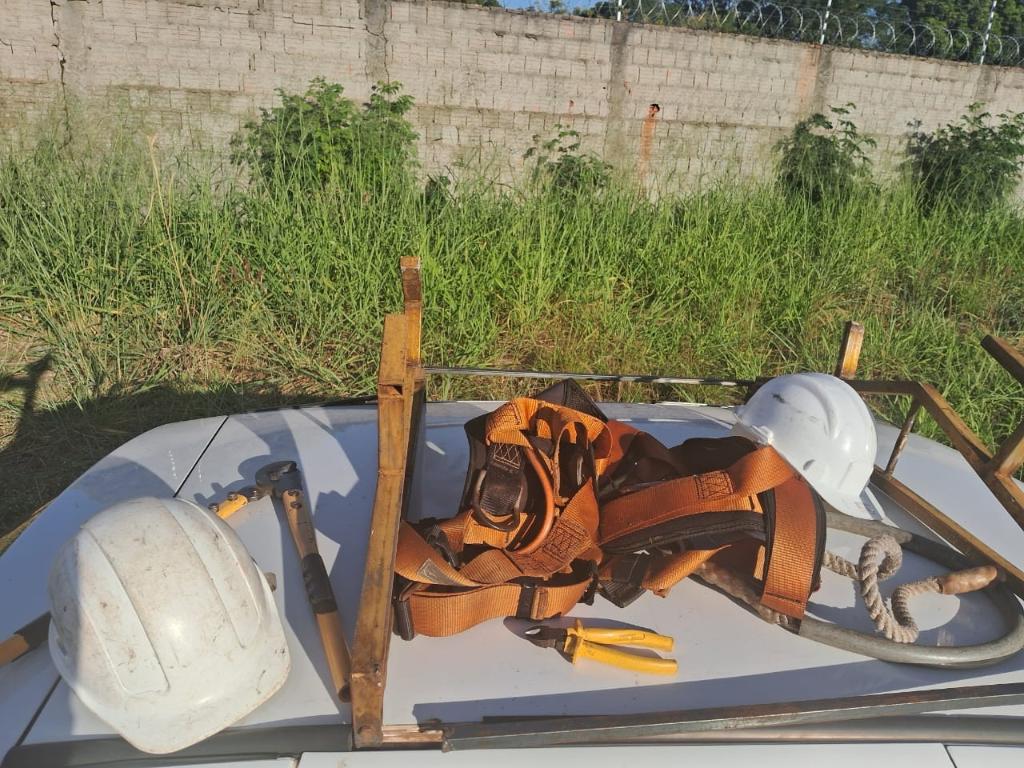 Dupla é presa pela Polícia Civil com mais de 150 kg de fio de cobre furtados de empresa de telefonia