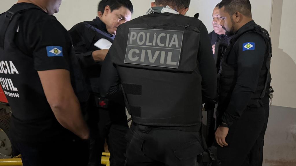 Polícia Civil cumpre 52 mandados em operação contra facção criminosa em Primavera do Leste