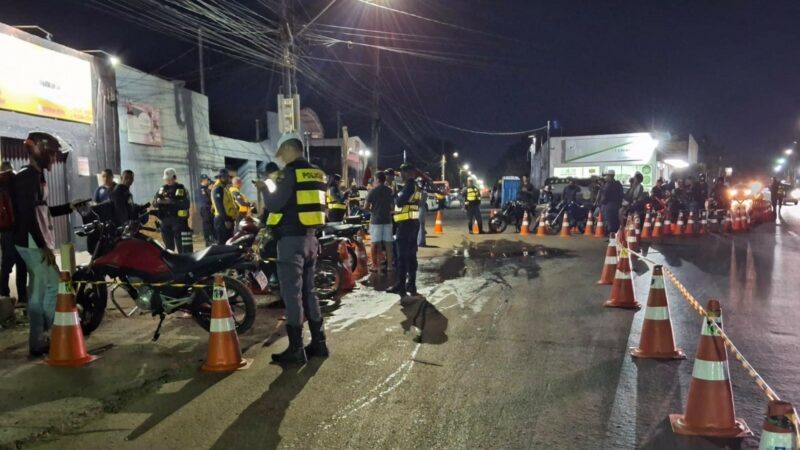 Operação Lei Seca prende foragido da Justiça e remove 36 motocicletas em Cuiabá