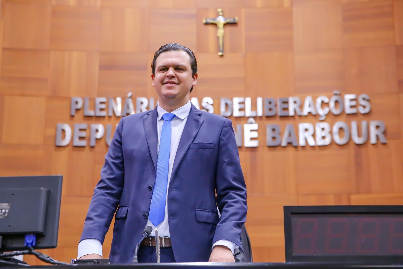 Deputado Thiago se destaca como um dos parlamentares mais produtivos da ALMT