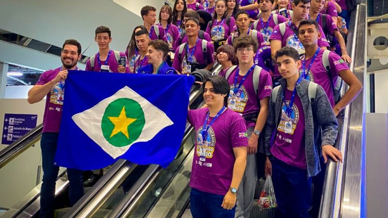 Estudantes selecionados no programa MT no Mundo já têm data marcada para embarque