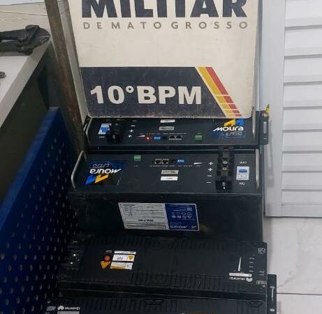 PM intercepta quadrilha e recupera R$ 100 mil em baterias de lítio furtadas de empresa de telefonia